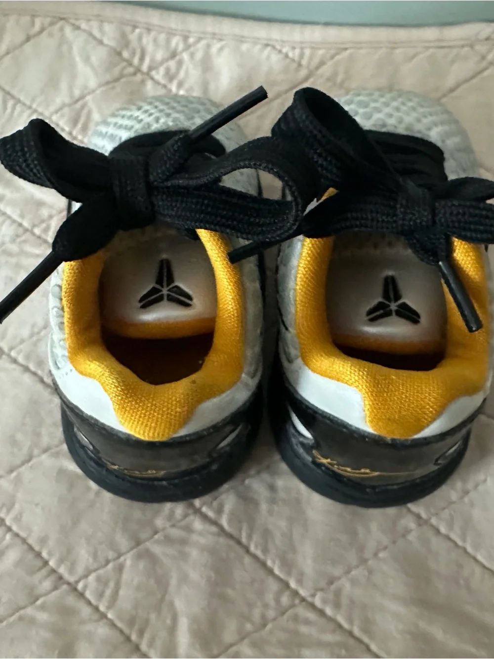 Baby Nike Zoom Kobe 6 4C Silver Black Yellow Kobe Bryant Vintage 2012